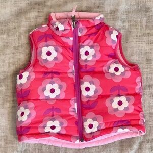 3/$45 ⭐️ iplay. Reversible Pink with White Flowers Puffy Vest SIZE L (18 months)